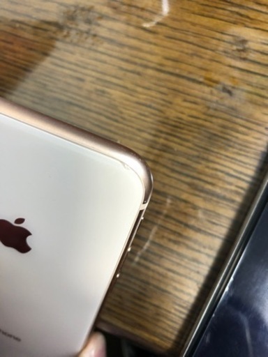 【交渉中】ソフトバンク　iPhone8 64GB ゴールド