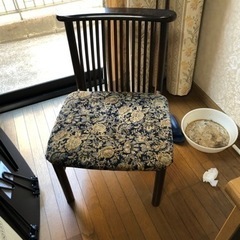 アンティーク　椅子の画像