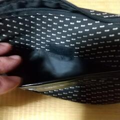 アニエスb 化粧ポーチの画像