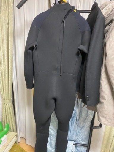 ウエットスーツ　美品