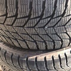 17インチスタッドレスタイヤホイールセット　バリ溝　美品 出張取付OK ほぼ新品 バリ溝スタッドレスアルミセット 215/45-17インチ