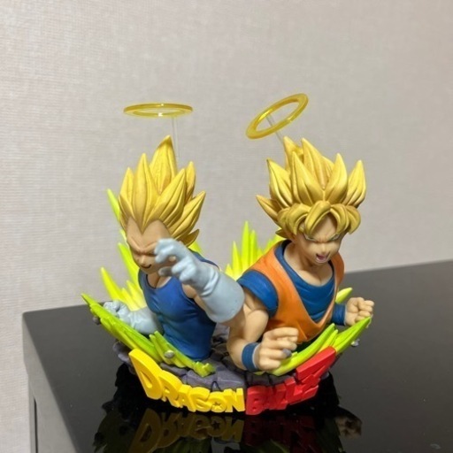 ドラゴンボール　フィギュア　孫悟空　ベジータ