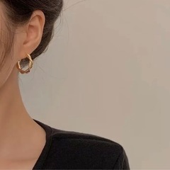 人気！ゴールド フープピアス k18 シルバー925 18金 フープピアス の画像