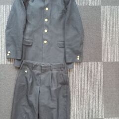 男子制服（学ラン・ブレザー）売ってください!大掃除で捨てないで!