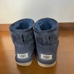 UGG クラシックミニ　美品　ネイビー