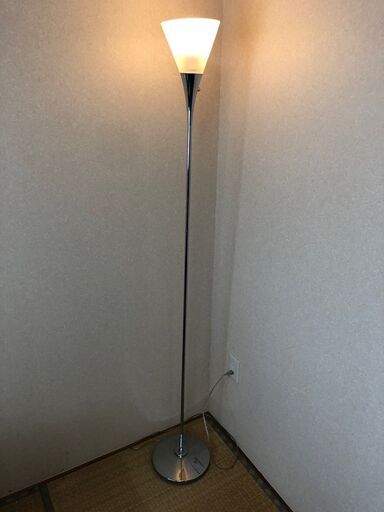 間接照明　フロアスタンド　スタンドライト　暖かい色　221216−５