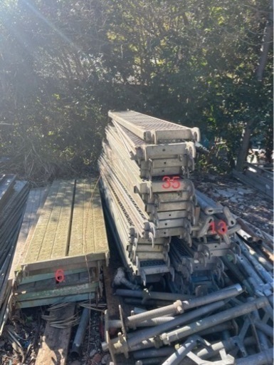 足場　部材　6日に処分します。