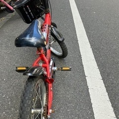 使用感あり子供用男の子16インチ自転車の画像