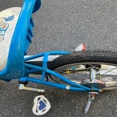 使用感あり女の子16インチアナ雪の自転車の画像
