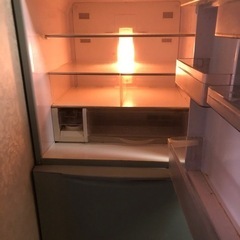 冷蔵庫329リットル　の画像