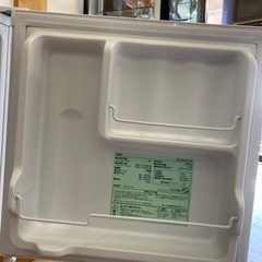 小さくて良い方⋆⸜🧡⸝‍⋆お部屋にちょっと欲しい方に 46L 冷蔵庫の画像