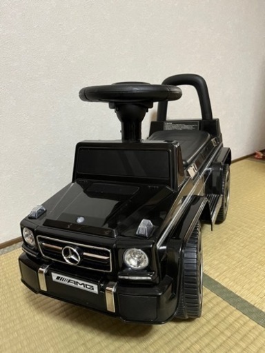 車のおもちゃ