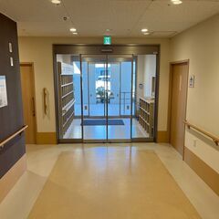 介護スタッフ 日勤　募集！　曜日固定、時短勤務OK！の画像