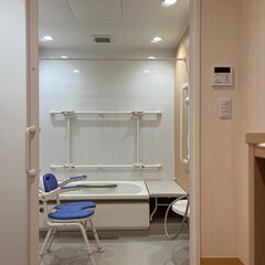介護スタッフ 日勤　募集！　曜日固定、時短勤務OK！の画像