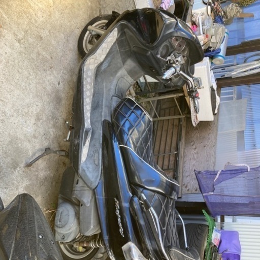 マジェスティー