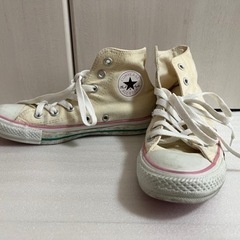 コンバース　ハイカット　スニーカー