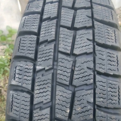 【お取引き完了】ダンロップ  スタッドレスタイヤ（165/65R 14）