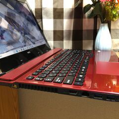 💗Webカメラ内蔵・激安Ａ級美品高速i5第5世代・Win11・Win10選択可能！Office2021・爆速SSD240GB/メモリ8GB💗希少なクリスタルレッド/15.6ｲﾝﾁ/無線ＬＡＮ/ＤＶＤ・ＣＤ再生ソフト付　No.2212020の画像