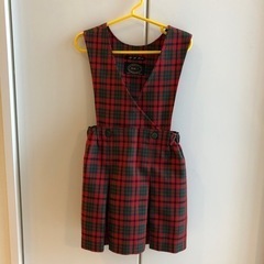 花鶴丘幼稚園　制服差し上げます。