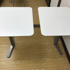 テーブル＆チェア：IKEA &MOD ELENA【12/30豊島区引き取り希望】日程合わない方も一度ご連絡ください。の画像