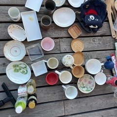 食器など処分の画像
