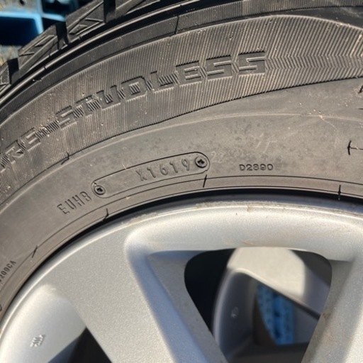 215/65R16  WINTERMAXX 19年