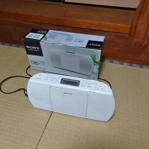 （取引中）ラジオ、CD プレイヤー
