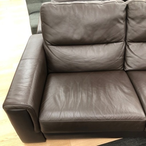 レザー2人掛けソファーを入荷しました！！