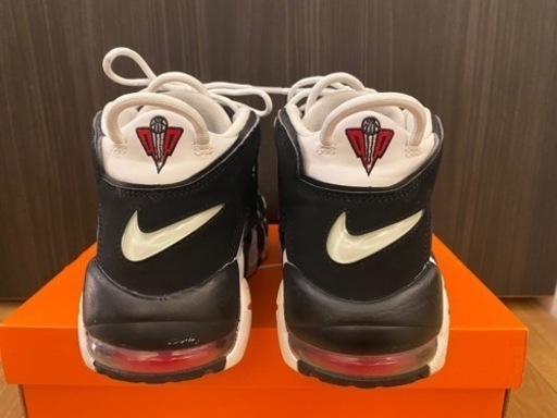 NIKE エアモアアップテンポ