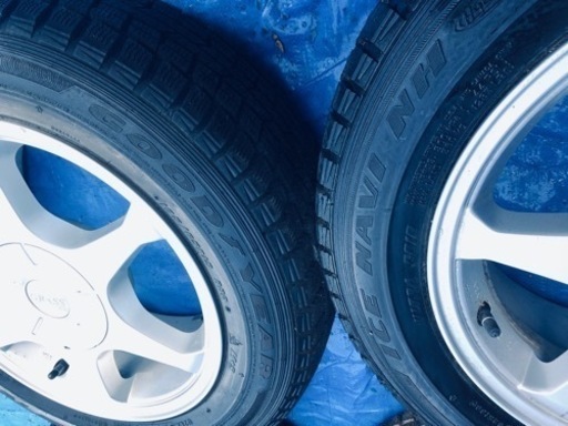 冬タイヤ 185/65R15 プリウス等用アルミ付きスタッドレス4本組