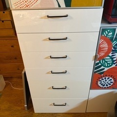 IKEA ベストー 食器棚の中古が安い！激安で譲ります・無料であげます