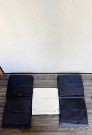 SONY CECH-2000A一つ、CECH-2000B一つ、CECH-2500A一つ、CECH-2500B二つ　通電確認済み