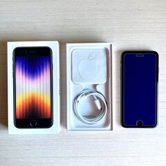 美品　iPhoneSE3 64GB SIMフリー ミッドナイト（ブラック）