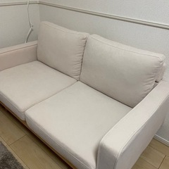 新品、未使用　2人掛けソファ　アイボリー