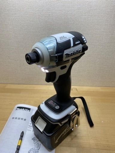 マキタ　TD148D 18V インパクトドライバー　白