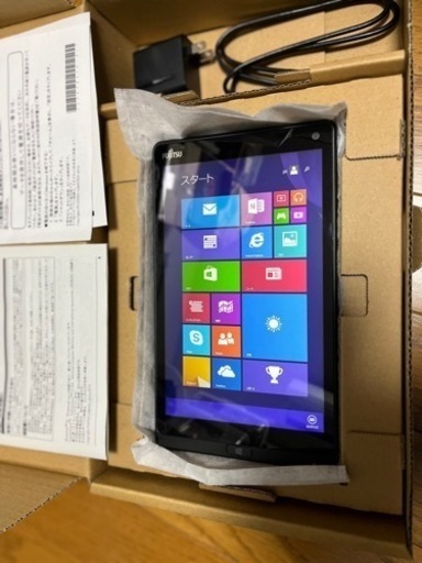 富士通ARROWS tab Q335/K タブレットPC