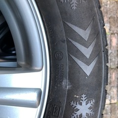 スタッドレスタイヤホイールセット 195/65R15 JIN90の画像