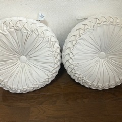 (12/29お取引希望)ニトリ DECOHOME 円形クッション...