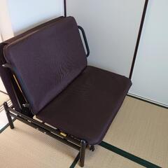 取引中💦ソファにもなるシングルベットの画像