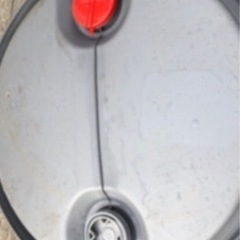 樹脂ドラム（グレー）水の貯蔵や水槽、農業、園芸用など用途さまざまです！！の画像