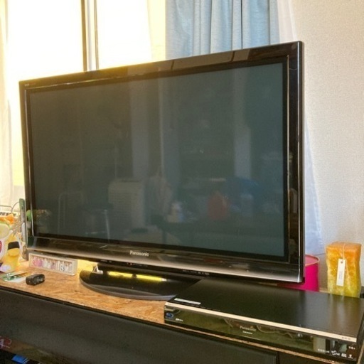 レコーダー付　42V型デジタルプラズマテレビ