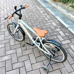 子供 自転車 補助輪付 18インチの画像