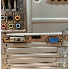 HDD外しジャンク扱い　core i7 メモリー6gb HDD1TB 電源とGPUは増設済みの画像