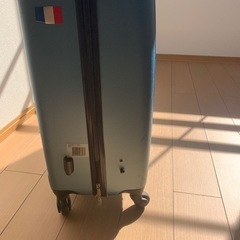 スーツケースの画像