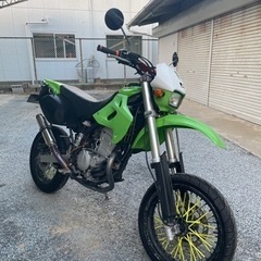 カワサキDトラッカー250の画像