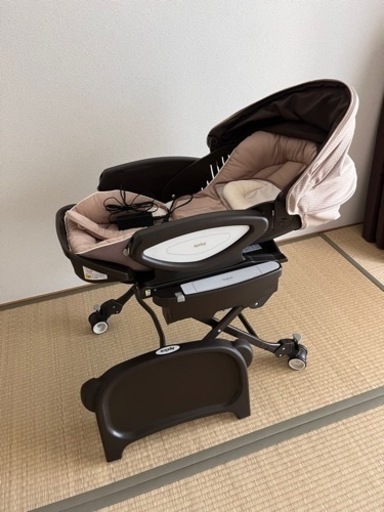 美品 アップリカ ユラリズム オート プレミアム  ハイローベッド＆チェア