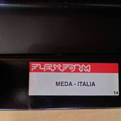 【愛品倶楽部柏店】FLEXFORM　フレックスフォルム　ダイニングテーブル　ＦＬＹ　モデルルーム展示品の画像