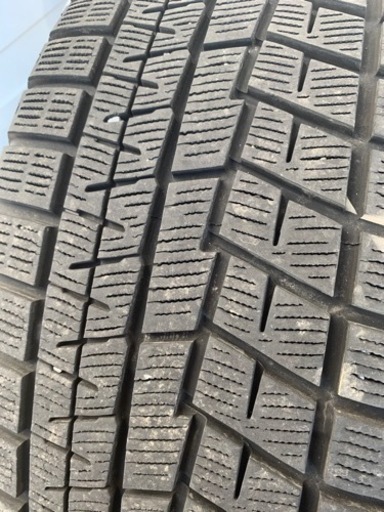 スタッドレスタイヤ