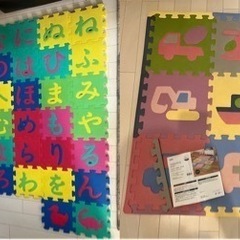 【取引中】ひらがなパズルマット　ニトリ　乗り物パズルマットジョイントマットの画像