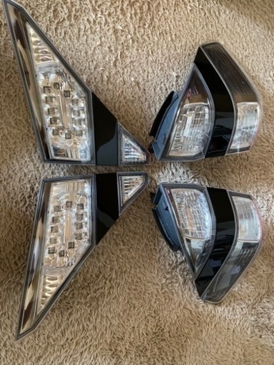 20系　ヴェルファイア　純正テール